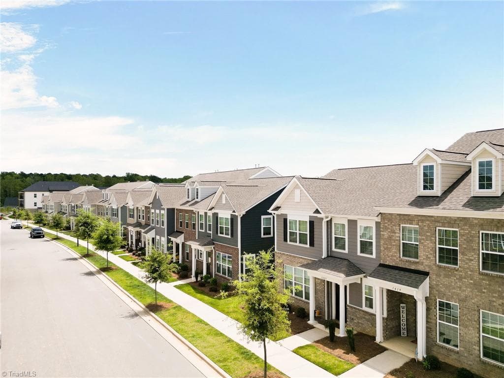 Stick/Site Built at 1419 Prospect Hill Street, Kernersville NC 27284, photo 20 of 22