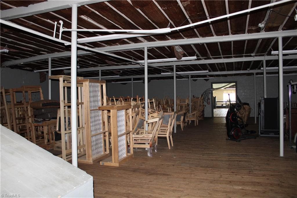 Industrial at 1506 Lexington Avenue, Thomasville NC 27360, photo 9 of 21