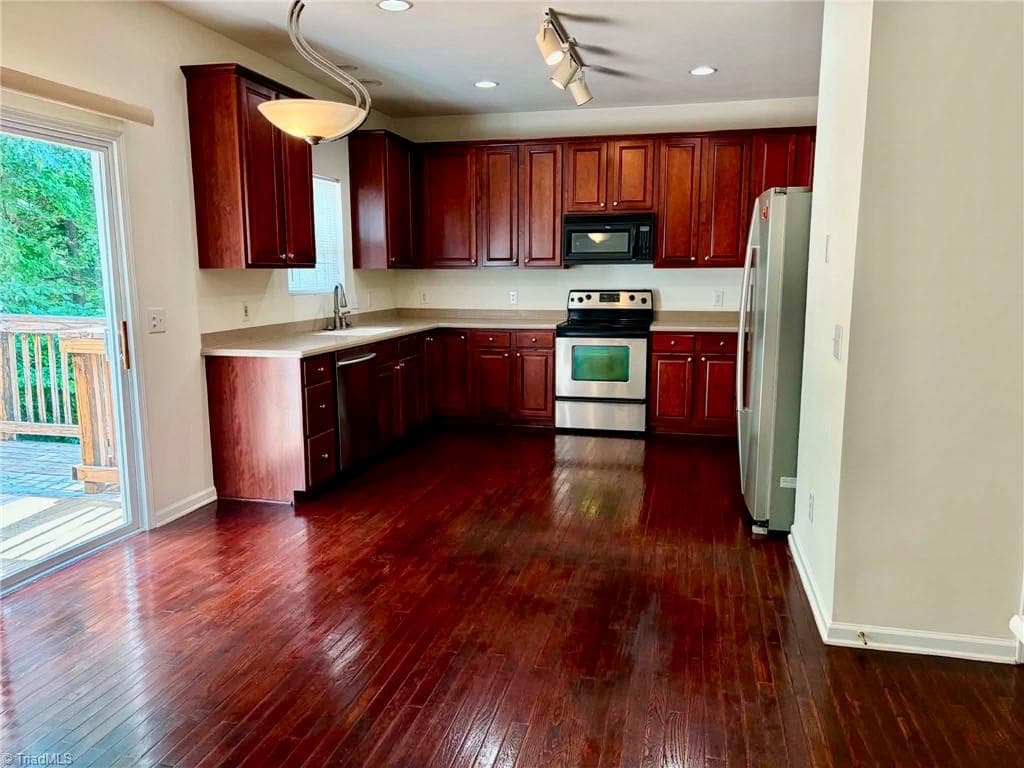 Stick/Site Built at 5268 Ivystone Lane, Winston-Salem NC 27104, Winston-Salem, photo 5 of 14