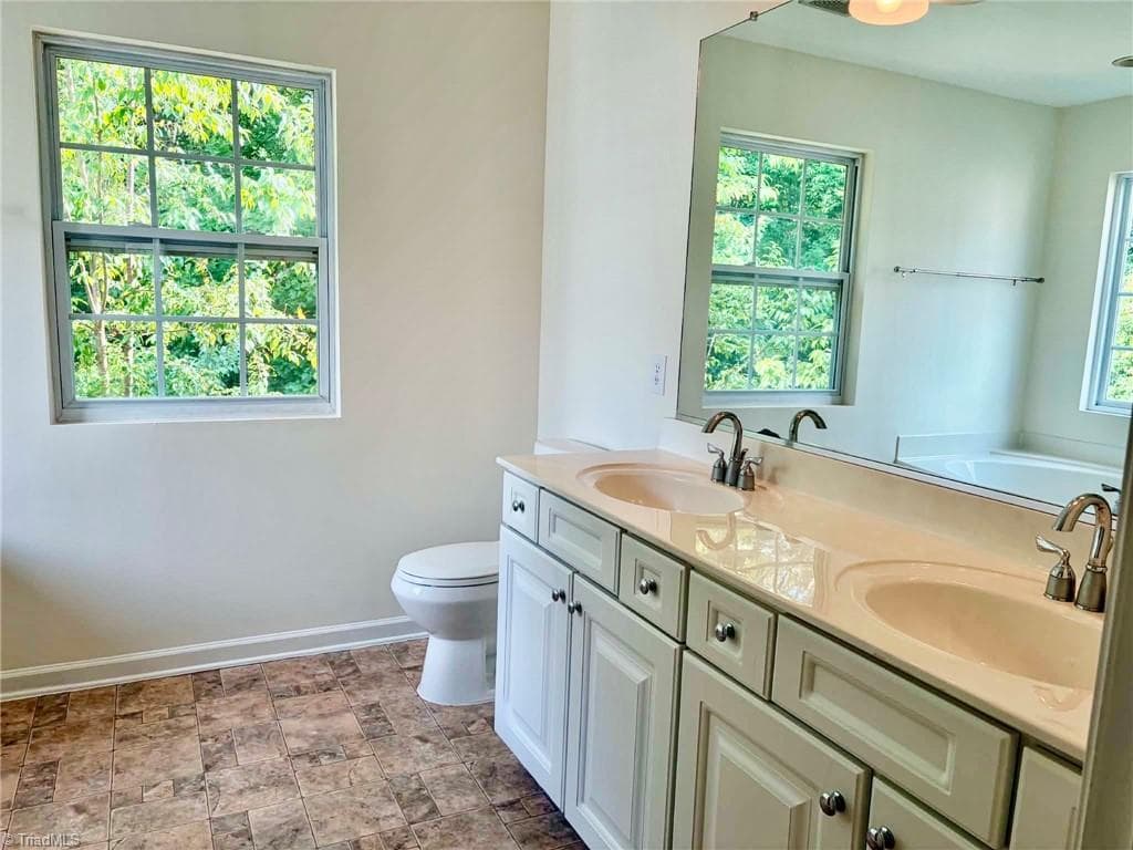 Stick/Site Built at 5268 Ivystone Lane, Winston-Salem NC 27104, Winston-Salem, photo 10 of 14