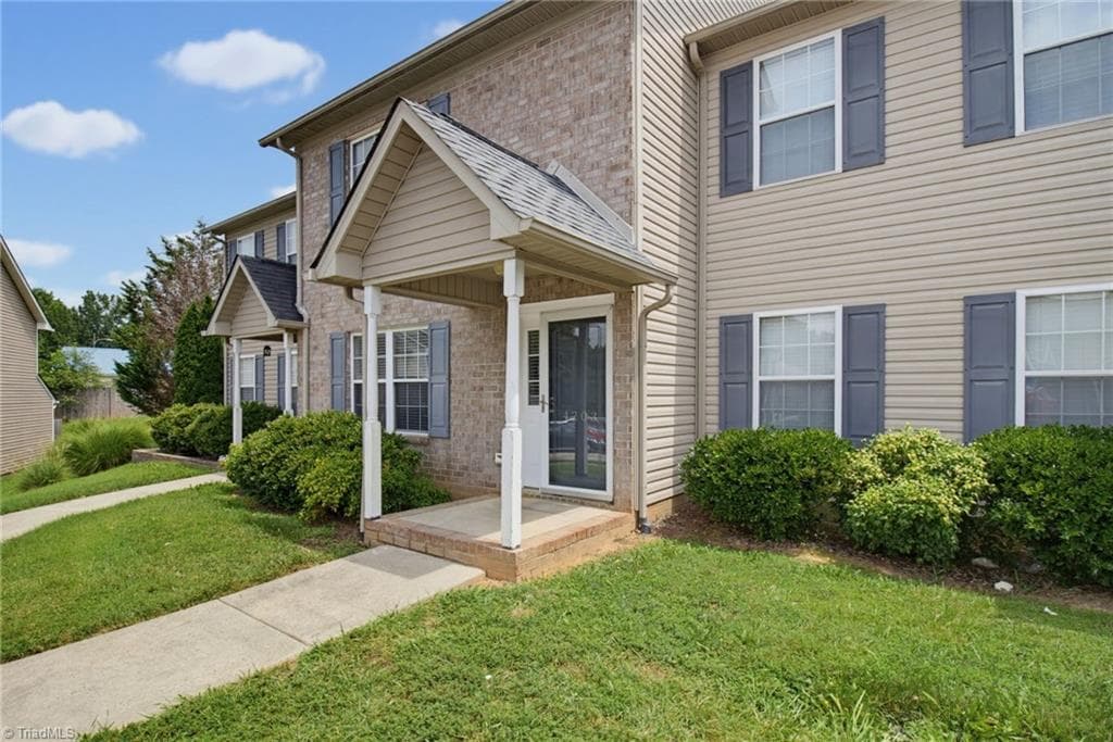 Stick/Site Built at 4203 Bentley Drive, Randleman NC 27317, photo 21 of 24