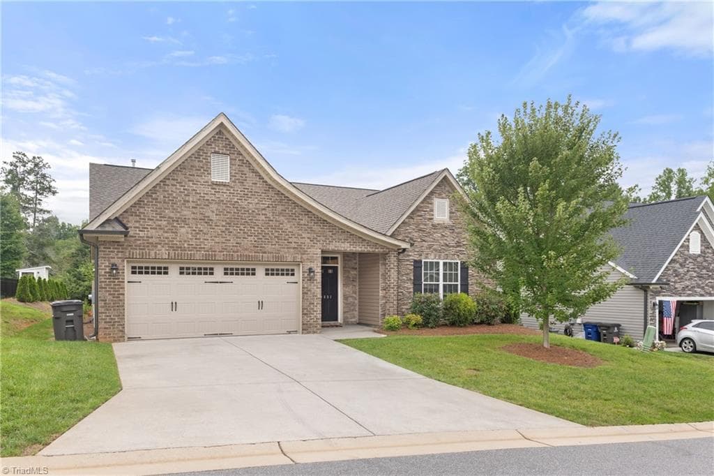 Stick/Site Built at 3831 Rutherford Court, Winston-Salem NC 27106, Winston-Salem, photo 3 of 46