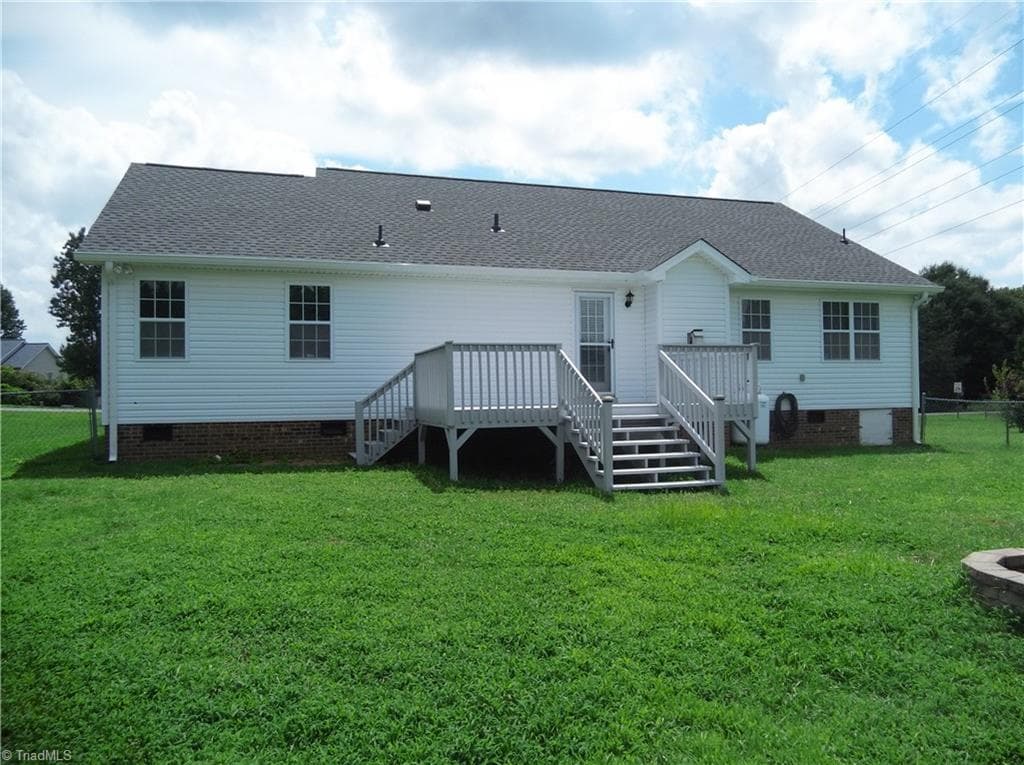 Stick/Site Built at 2903 Mitchell Wood Drive, Browns Summit NC 27214, Browns Summit, photo 6 of 28