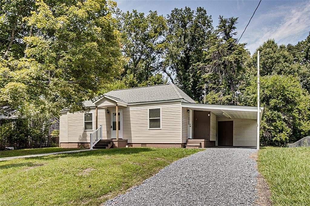 Stick/Site Built at 1510 Valley Ridge Drive, High Point NC 27260, photo 2 of 15