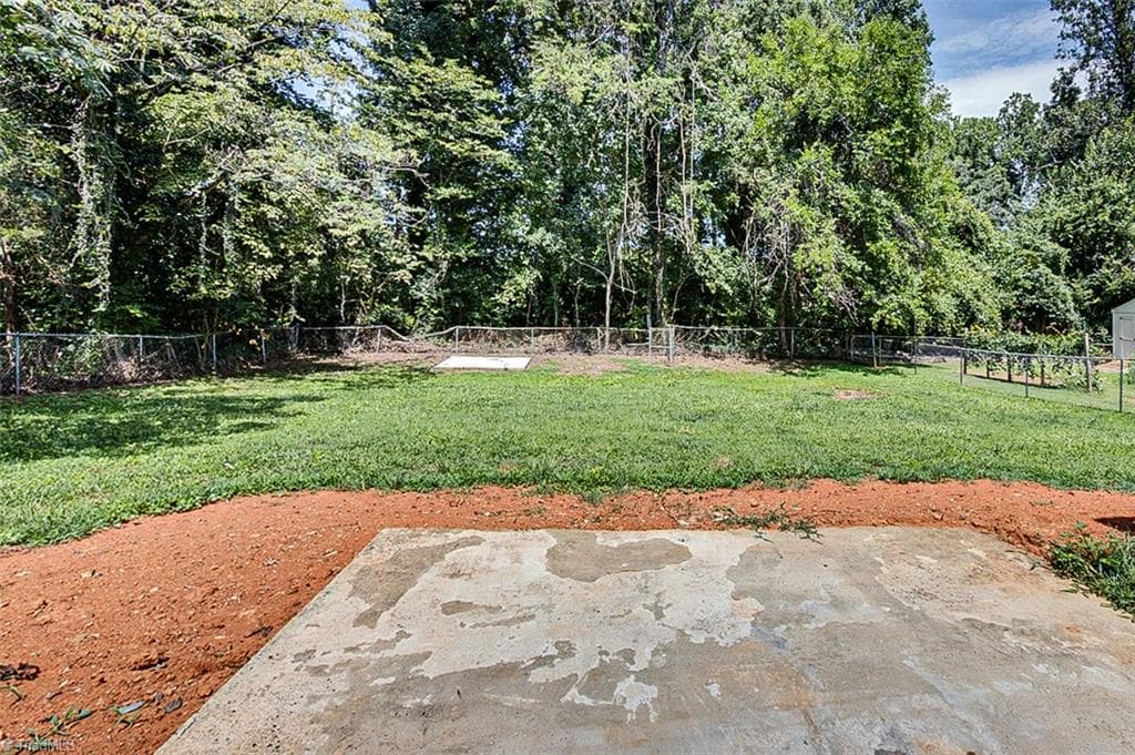 Stick/Site Built at 1510 Valley Ridge Drive, High Point NC 27260, photo 14 of 15