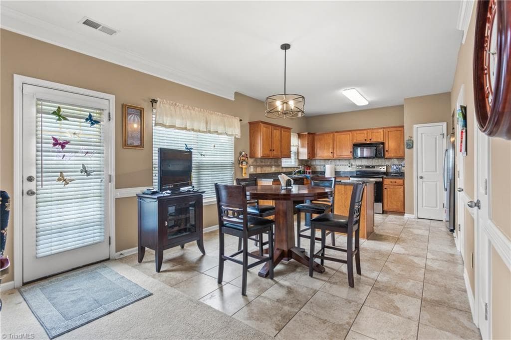 Stick/Site Built at 825 Hedgepath Terrace, High Point NC 27265, photo 7 of 16
