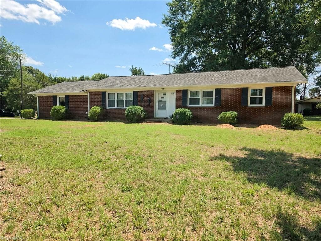 506 Archergate Road, Browns Summit NC 27214