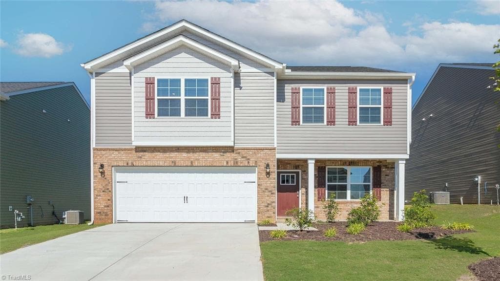 107 Lauder Trace, Jamestown NC 27282