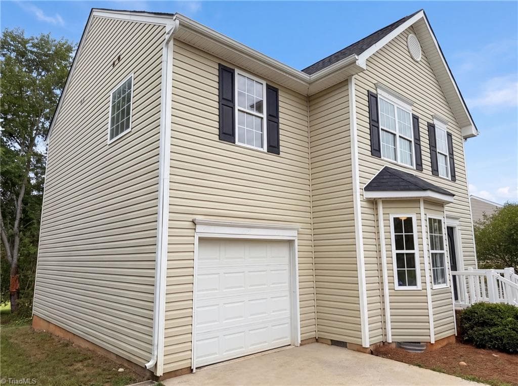 Stick/Site Built at 112 Rockbridge Court, Kernersville NC 27284, photo 23 of 26