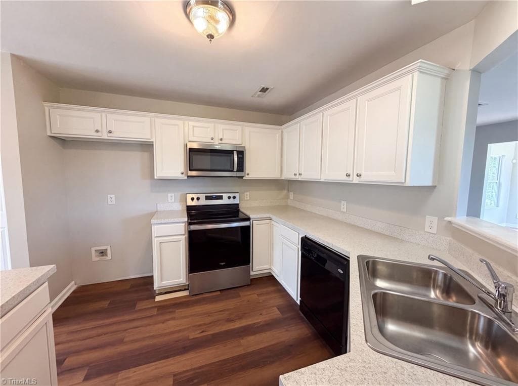 Stick/Site Built at 112 Rockbridge Court, Kernersville NC 27284, photo 22 of 26