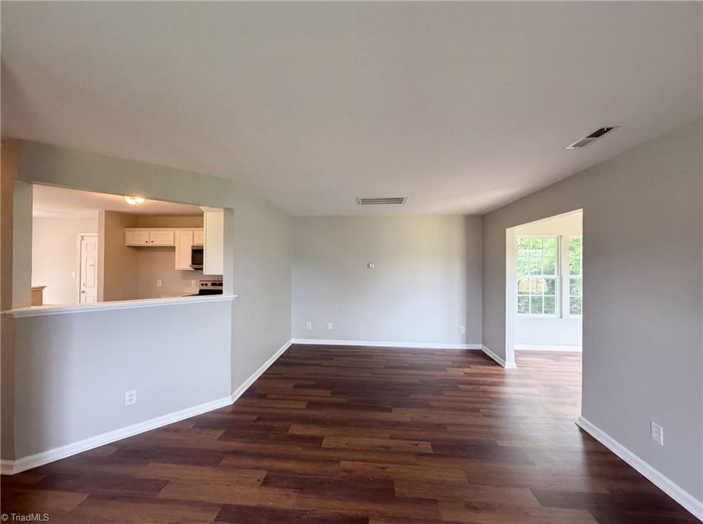 Stick/Site Built at 112 Rockbridge Court, Kernersville NC 27284, photo 9 of 26