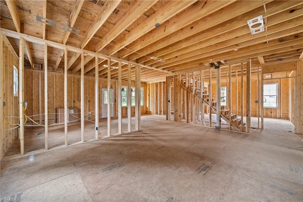 Stick/Site Built at 4628 Pinehill Drive, Pfafftown NC 27040, photo 5 of 17