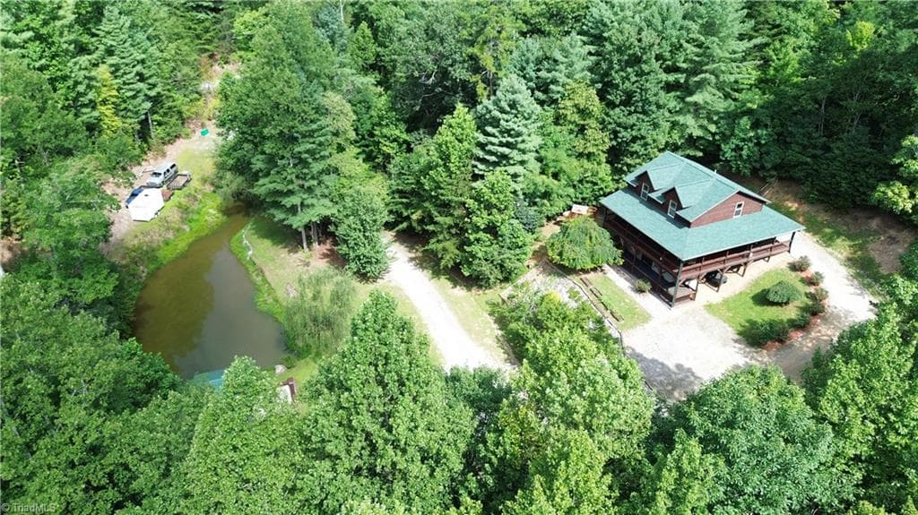 1647 Staghorn Road, Purlear NC 28665