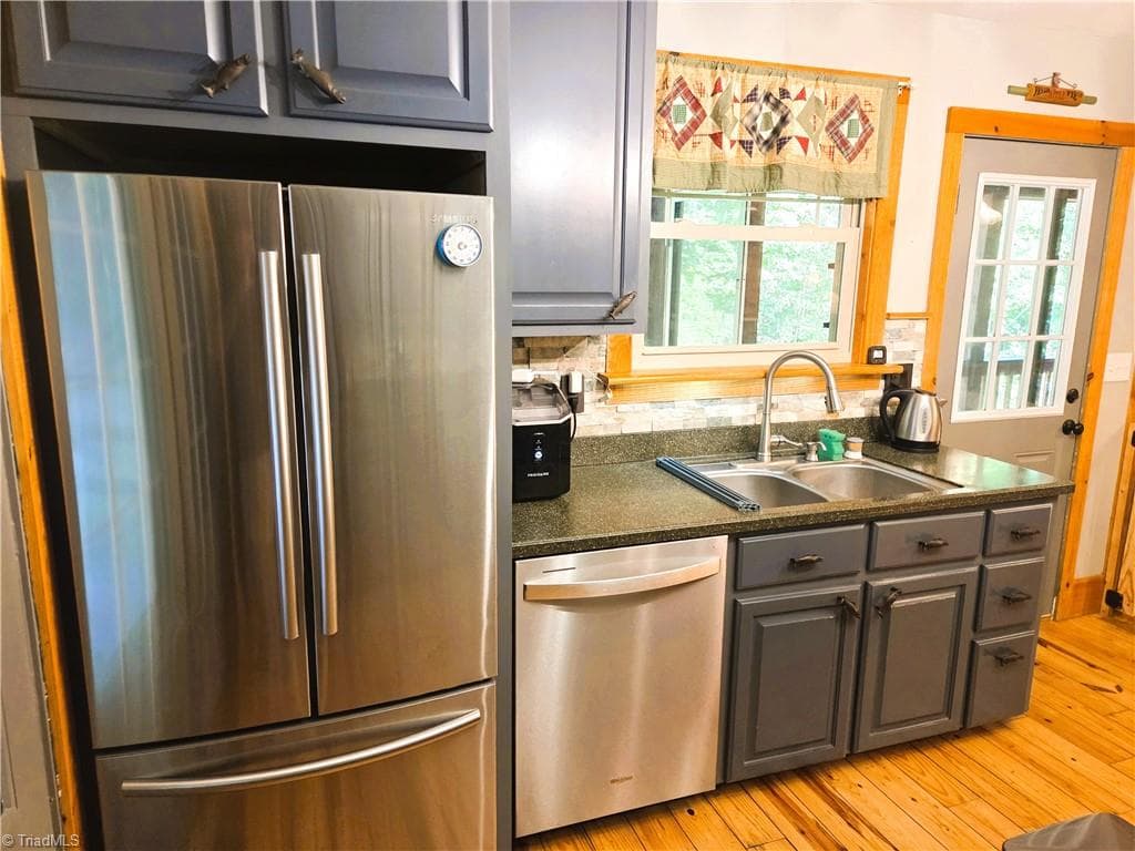 Stick/Site Built at 1647 Staghorn Road, Purlear NC 28665, Purlear, photo 8 of 40