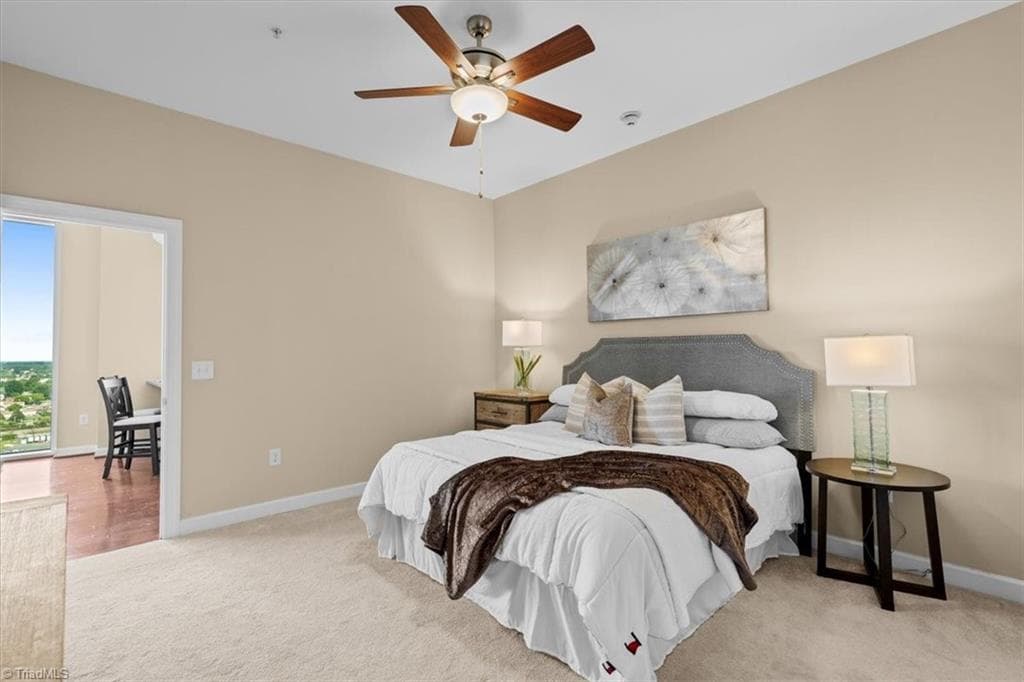 Stick/Site Built at 201 Elm Street N # 1406, Greensboro NC 27401, photo 20 of 33