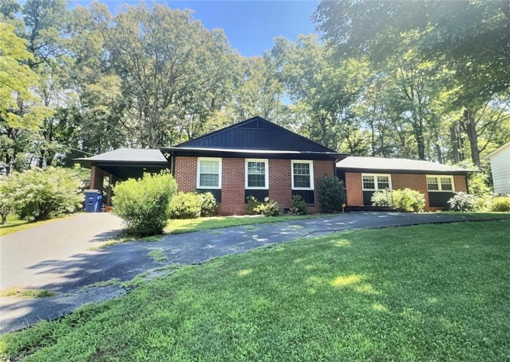 2651 Green crest Drive, Winston-Salem NC 27106