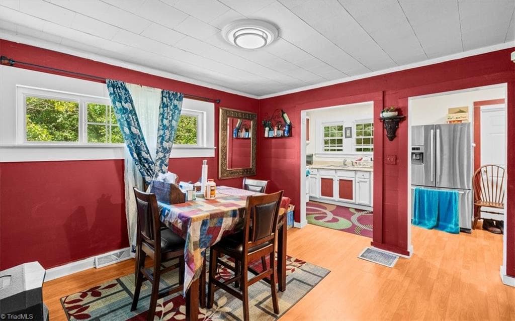 Stick/Site Built at 300 Druid Street, High Point NC 27265, photo 15 of 29