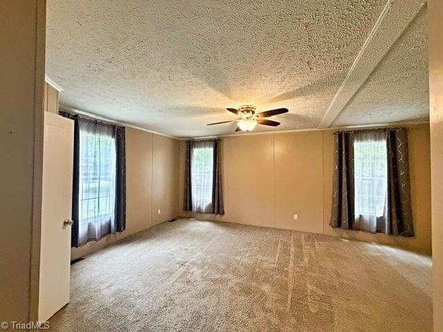 Manufactured Home at 88 Dixon Lane, Roxboro NC 27574, photo 13 of 17