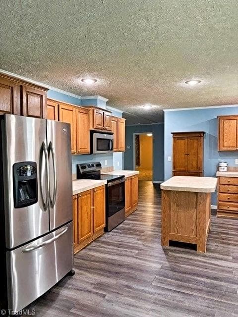 Manufactured Home at 88 Dixon Lane, Roxboro NC 27574, photo 5 of 17
