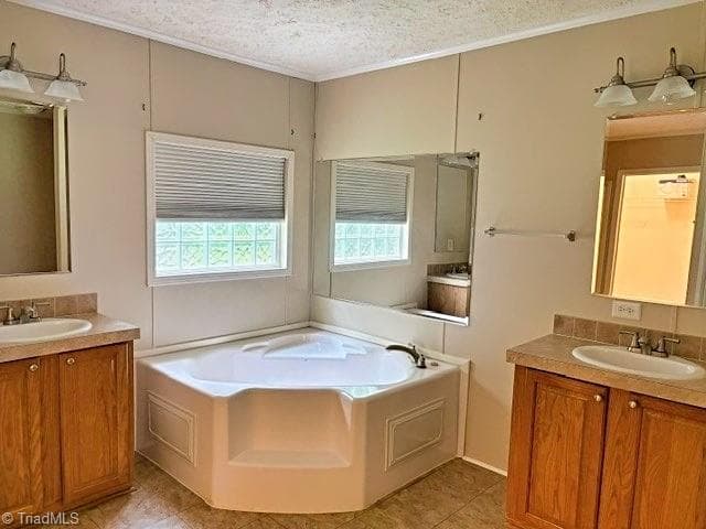 Manufactured Home at 88 Dixon Lane, Roxboro NC 27574, photo 15 of 17