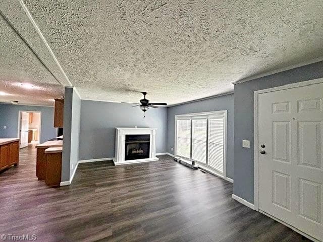 Manufactured Home at 88 Dixon Lane, Roxboro NC 27574, photo 11 of 17