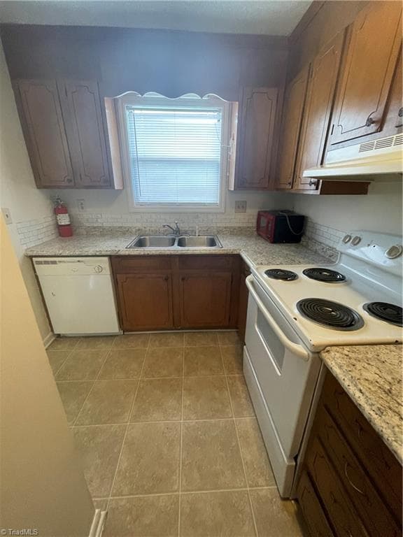 Stick/Site Built at 2000 Swaim Ridge Circle # G, Winston-Salem NC 27127, photo 3 of 6