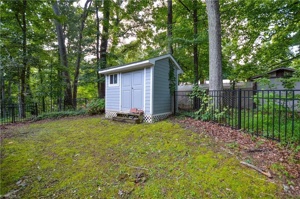 Stick/Site Built at 1507 Overlook Drive, Wilkesboro NC 28697, Wilkesboro, photo 63 of 64