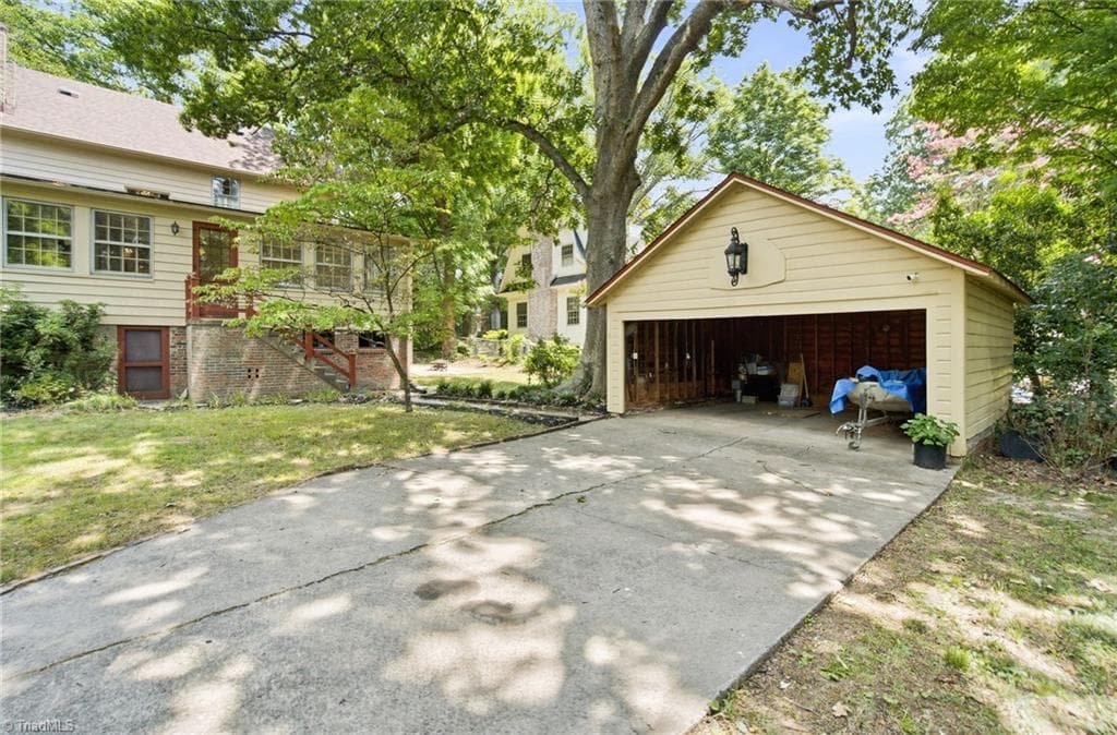 Stick/Site Built at 916 W Davis Street, Burlington NC 27215, Burlington, photo 45 of 50