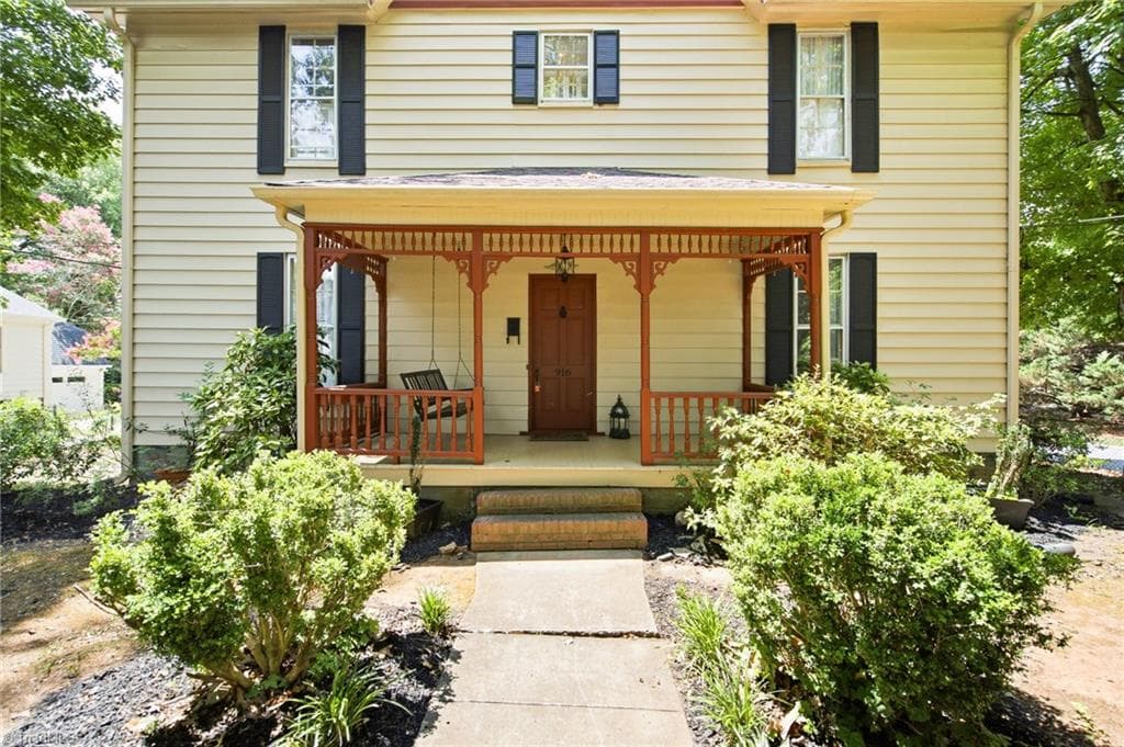 Stick/Site Built at 916 W Davis Street, Burlington NC 27215, Burlington, photo 4 of 50