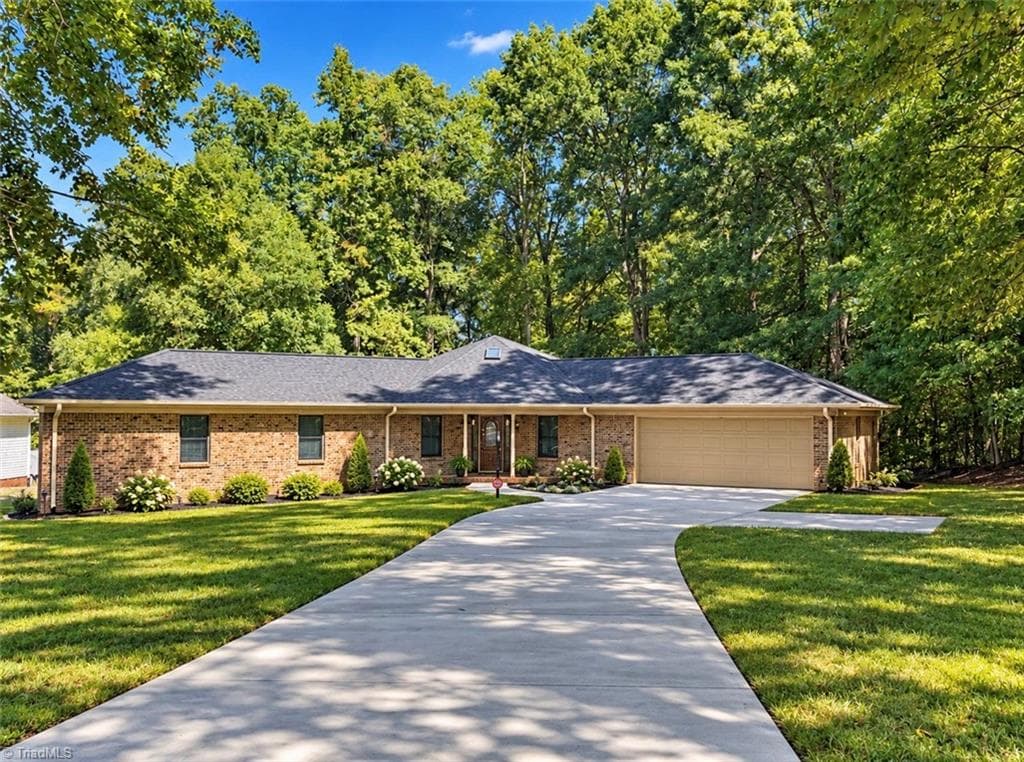 631 Mill Stream Lane, Lexington NC 27292