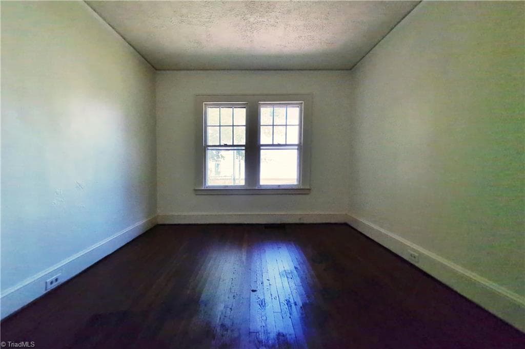 Stick/Site Built at 3004 N Patterson Avenue, Winston-Salem NC 27105, Winston-Salem, photo 21 of 40