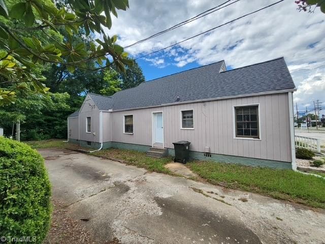 Office at 606 Randolph Street, Thomasville NC 27360, photo 8 of 20