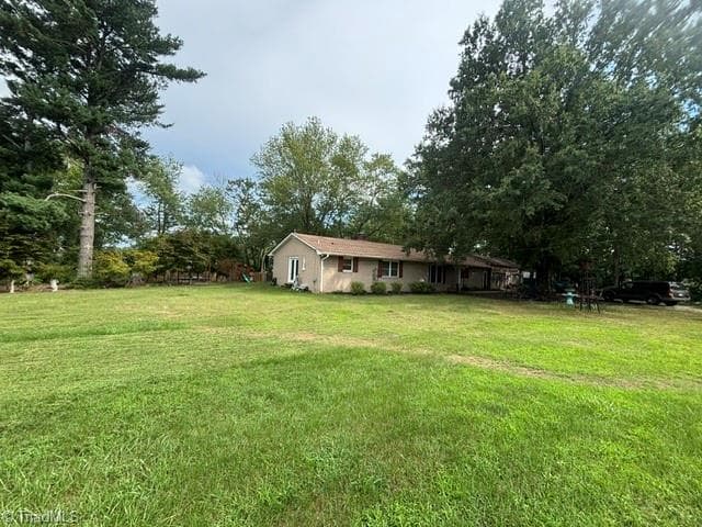 Stick/Site Built at 1192 N Main Street, Kernersville NC 27284, photo 2 of 34