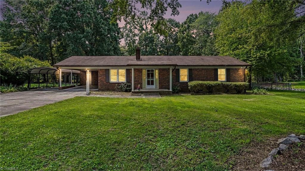 Stick/Site Built at 132 Cedarwood Drive, Eden NC 27288, photo 3 of 29