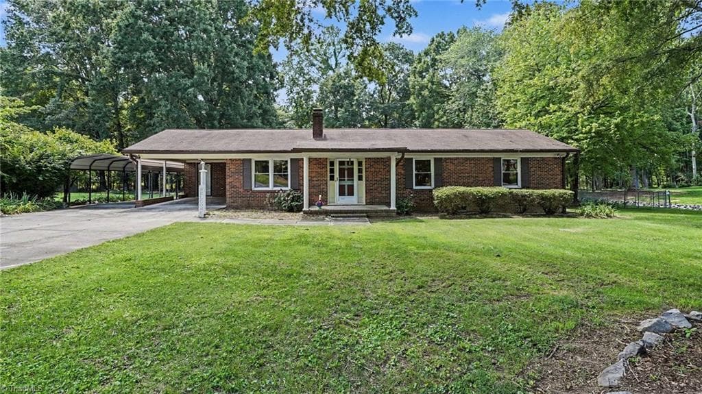 132 Cedarwood Drive, Eden NC 27288