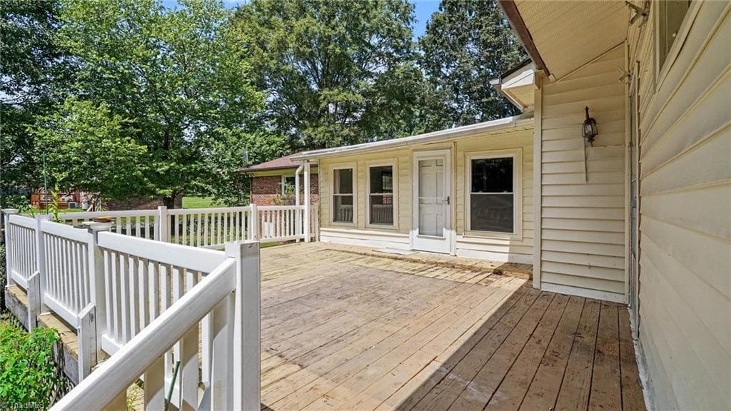Stick/Site Built at 132 Cedarwood Drive, Eden NC 27288, photo 24 of 29
