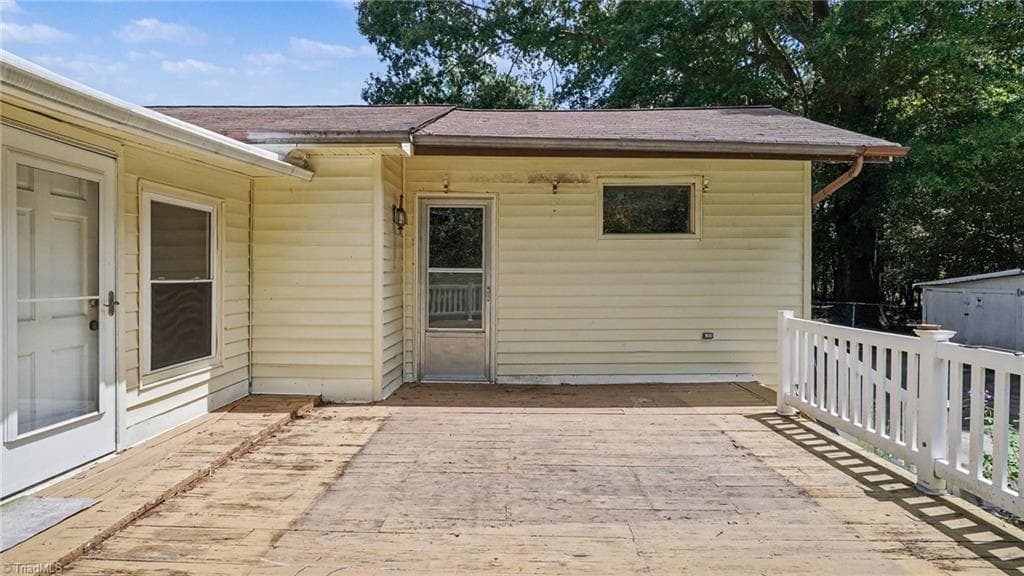 Stick/Site Built at 132 Cedarwood Drive, Eden NC 27288, photo 25 of 29