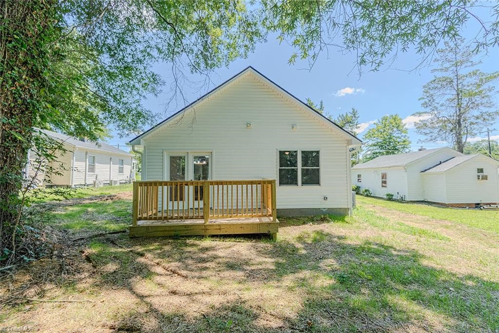 Stick/Site Built at 404 Walker Avenue, Graham NC 27253, photo 18 of 23