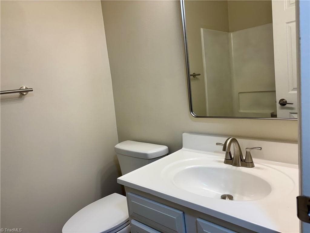 Stick/Site Built at 702 Glendale Drive # C, Greensboro NC 27406, Greensboro, photo 13 of 26