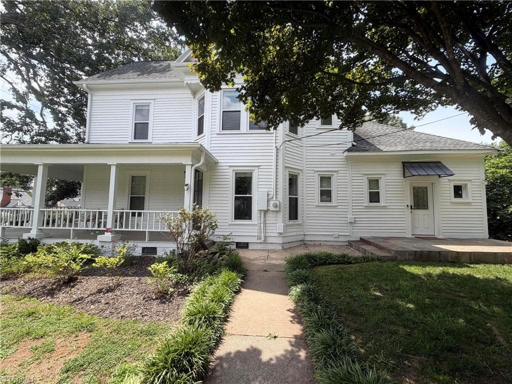 Stick/Site Built at 2400 Spring Garden Street, Greensboro NC 27403, photo 38 of 43