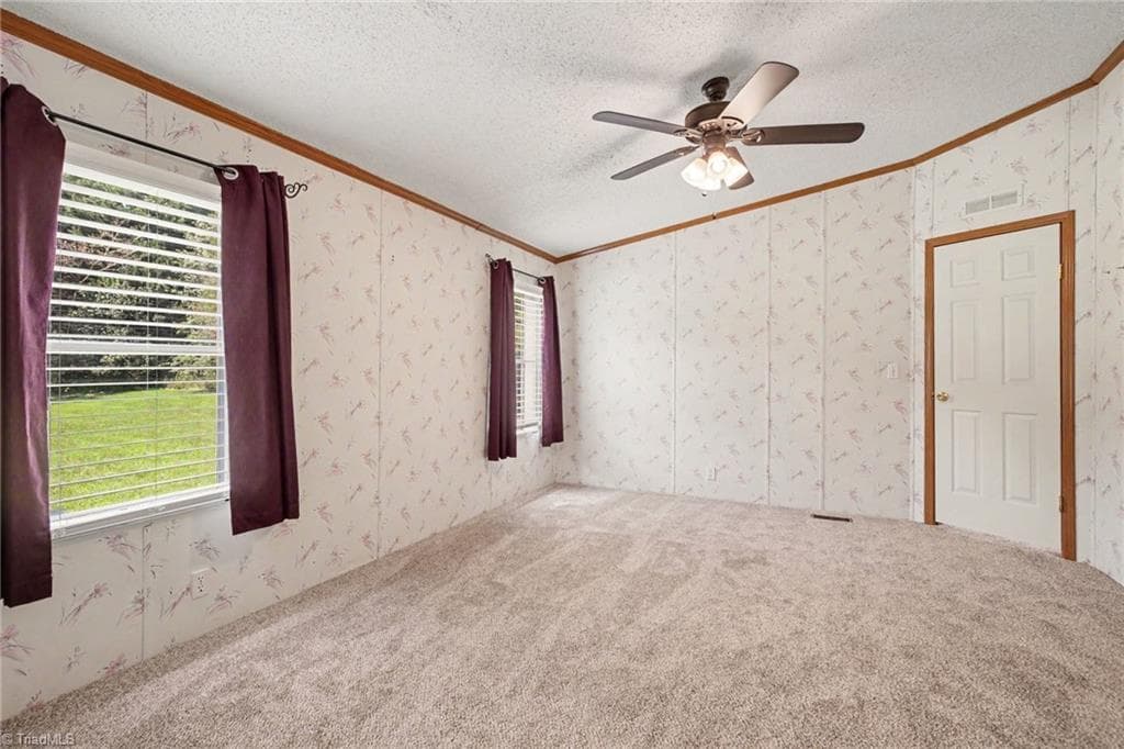 Manufactured Home at 1060 Knobview Lane, Pilot Mountain NC 27041, Pilot Mountain, photo 15 of 30