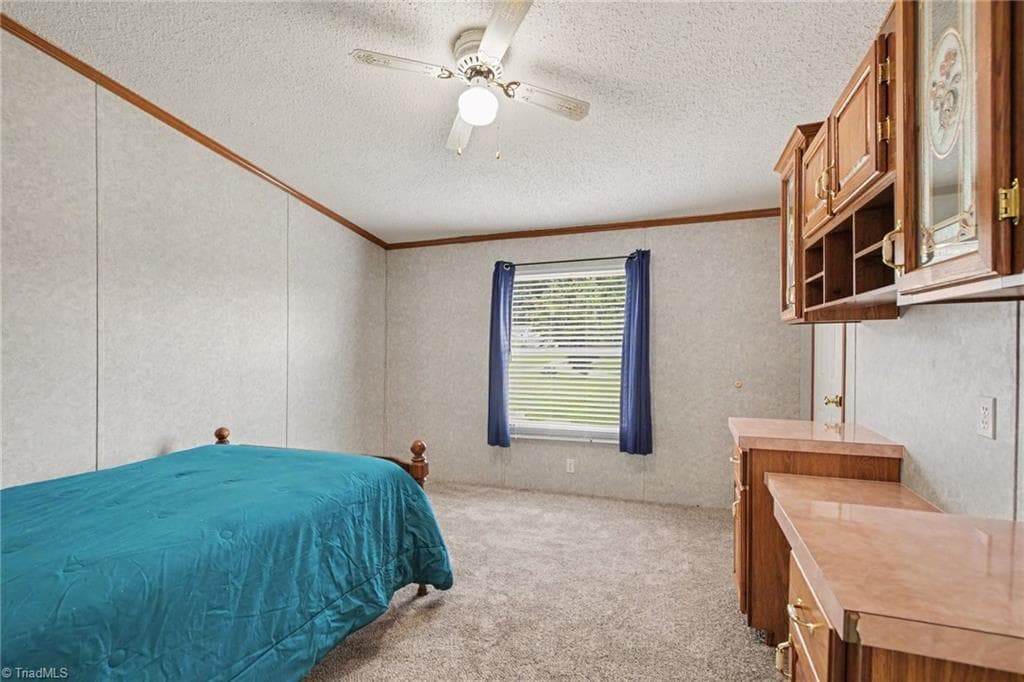 Manufactured Home at 1060 Knobview Lane, Pilot Mountain NC 27041, Pilot Mountain, photo 25 of 30