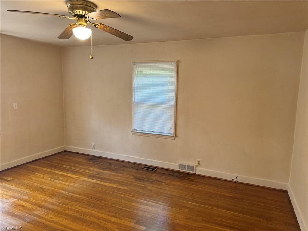 Stick/Site Built at 1522 Granite Street, Winston-Salem NC 27107, Winston-Salem, photo 16 of 20