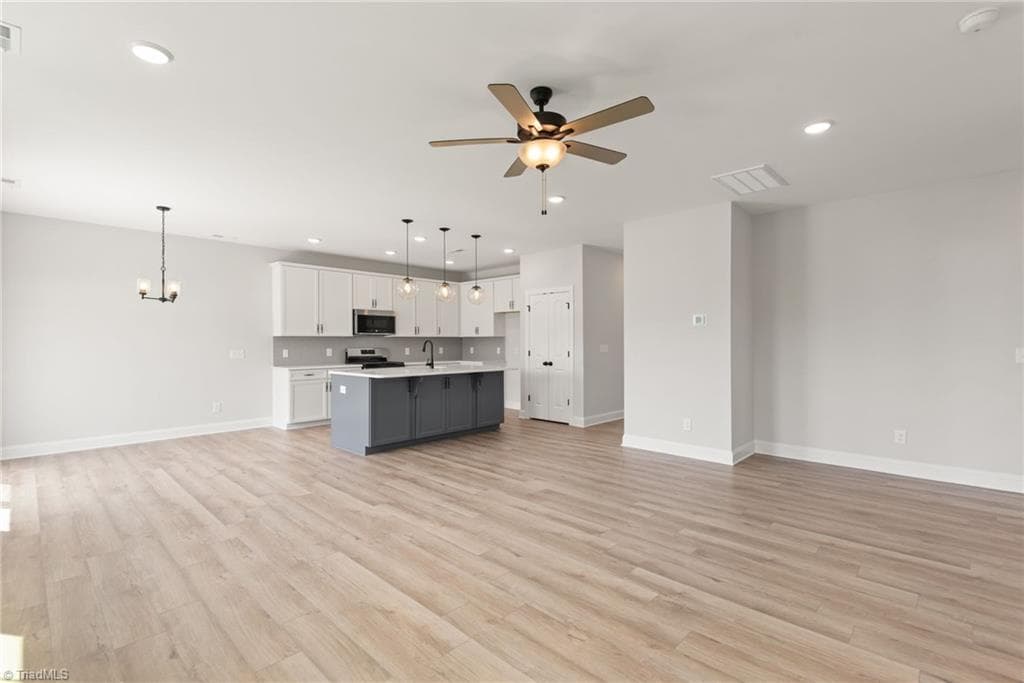 Stick/Site Built at 865 Brooklet Court, Winston-Salem NC 27127, Winston-Salem, photo 8 of 28