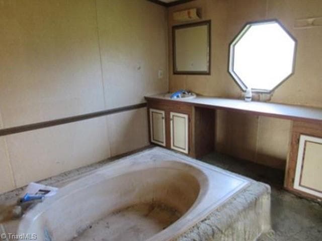 Manufactured Home at 375 Marshall Johnson Road, Pilot Mountain NC 27041, photo 7 of 8