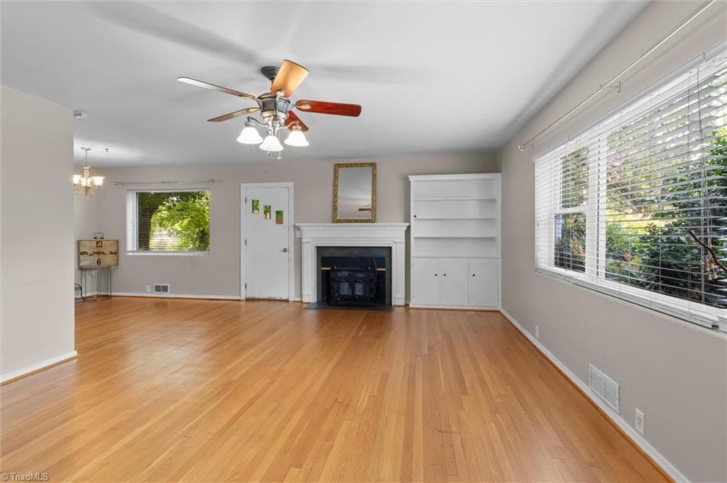 Stick/Site Built at 124 Orchard Street, Mount Airy NC 27030, photo 5 of 32