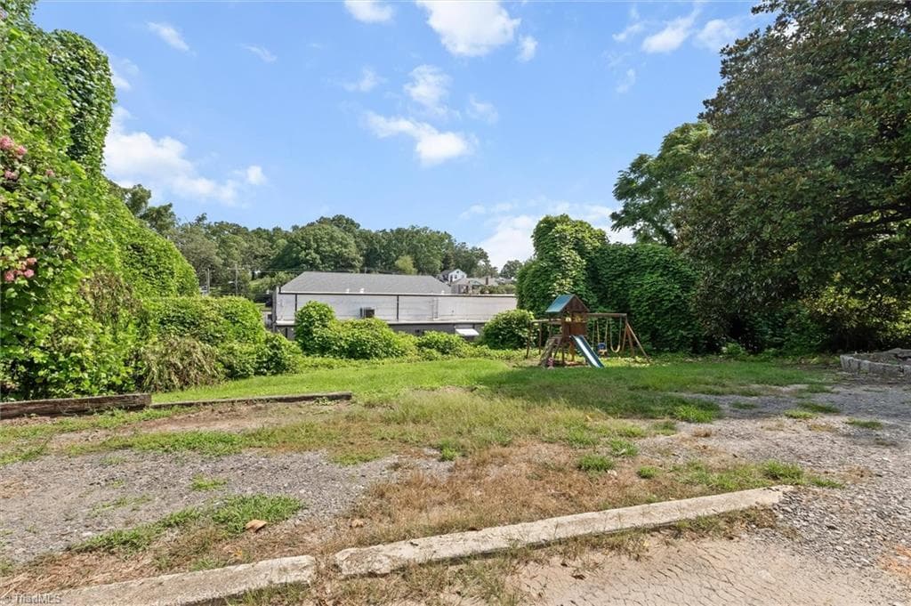 Stick/Site Built at 124 Orchard Street, Mount Airy NC 27030, photo 31 of 32