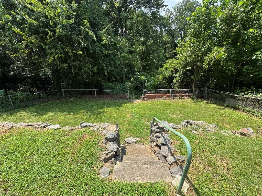Stick/Site Built at 800 S Sunset Drive, Winston-Salem NC 27103, Winston-Salem, photo 30 of 32