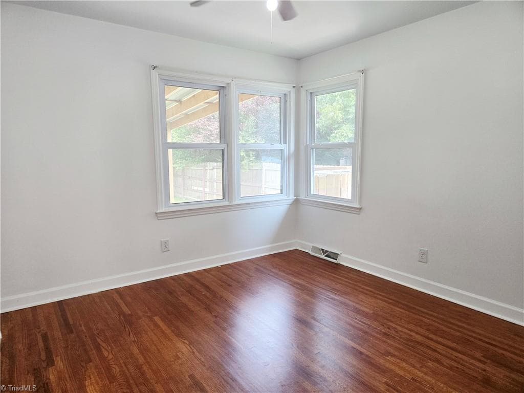 Stick/Site Built at 1415 Forrest Street, High Point NC 27262, photo 6 of 12