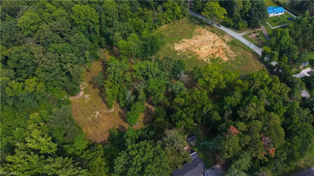 Single Family Residence at 3025 Greenhouse Road, Winston-Salem NC 27127, Winston-Salem, photo 17 of 38